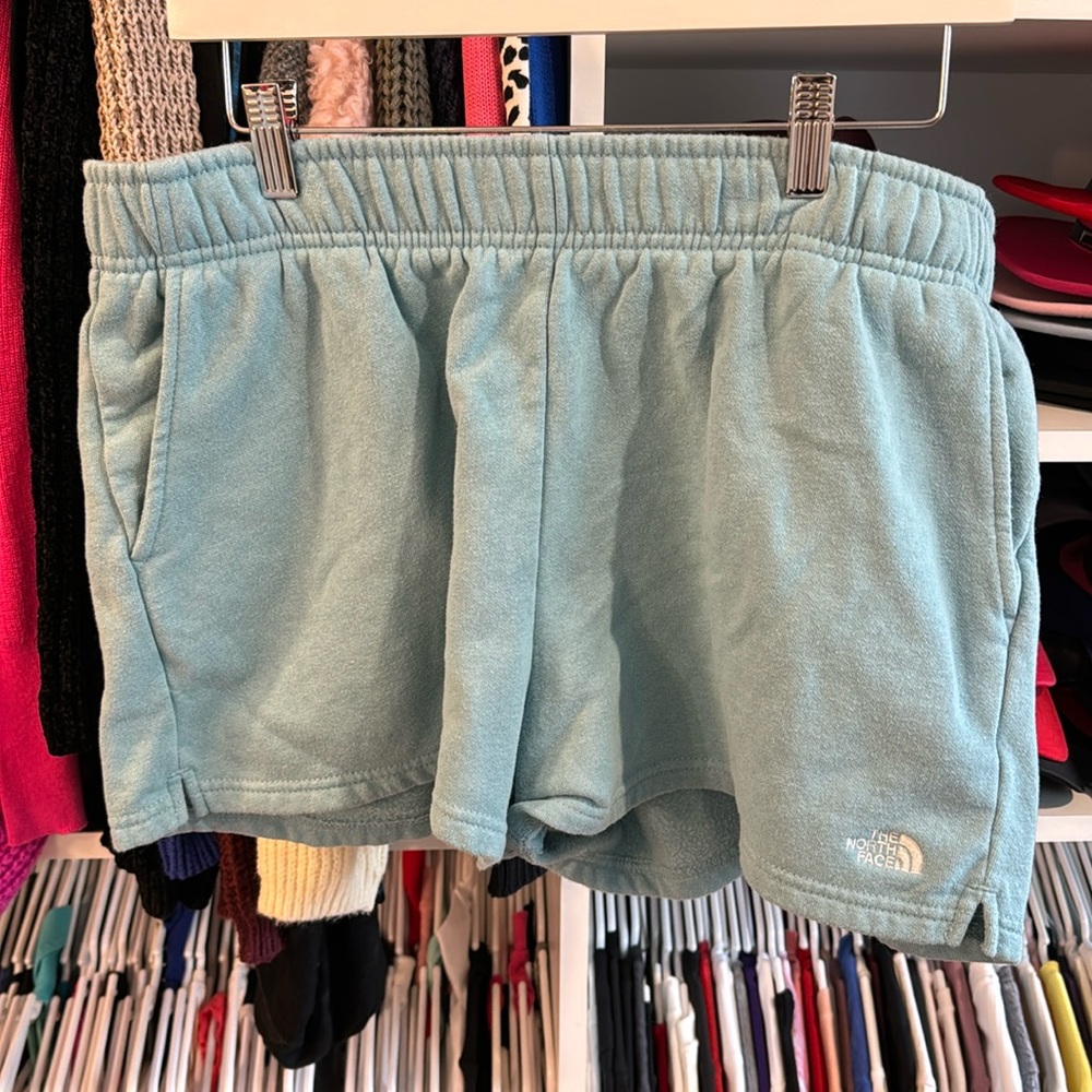 Women’s XL Northface shorts